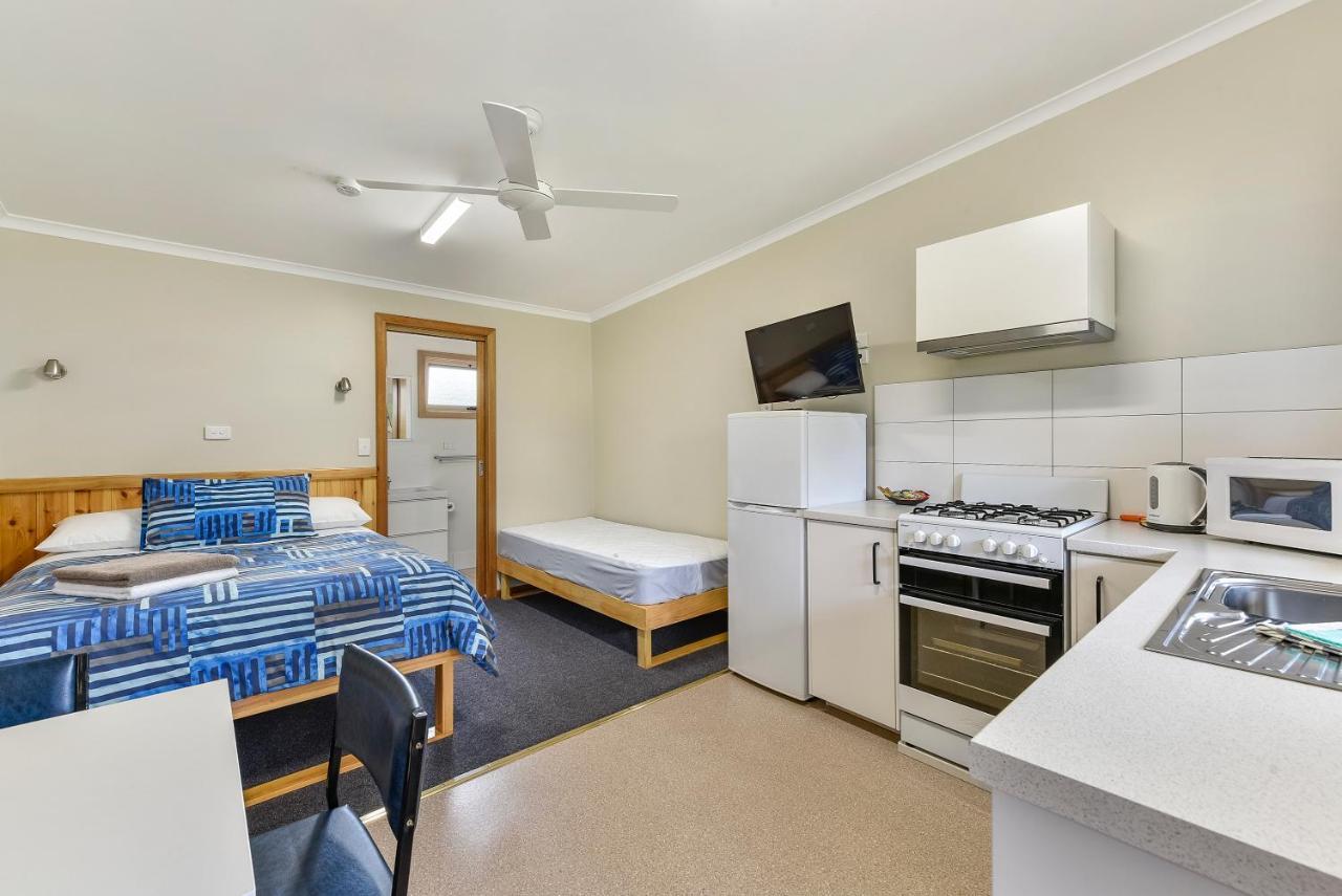 Millicent Hillview Caravan Park Esterno foto
