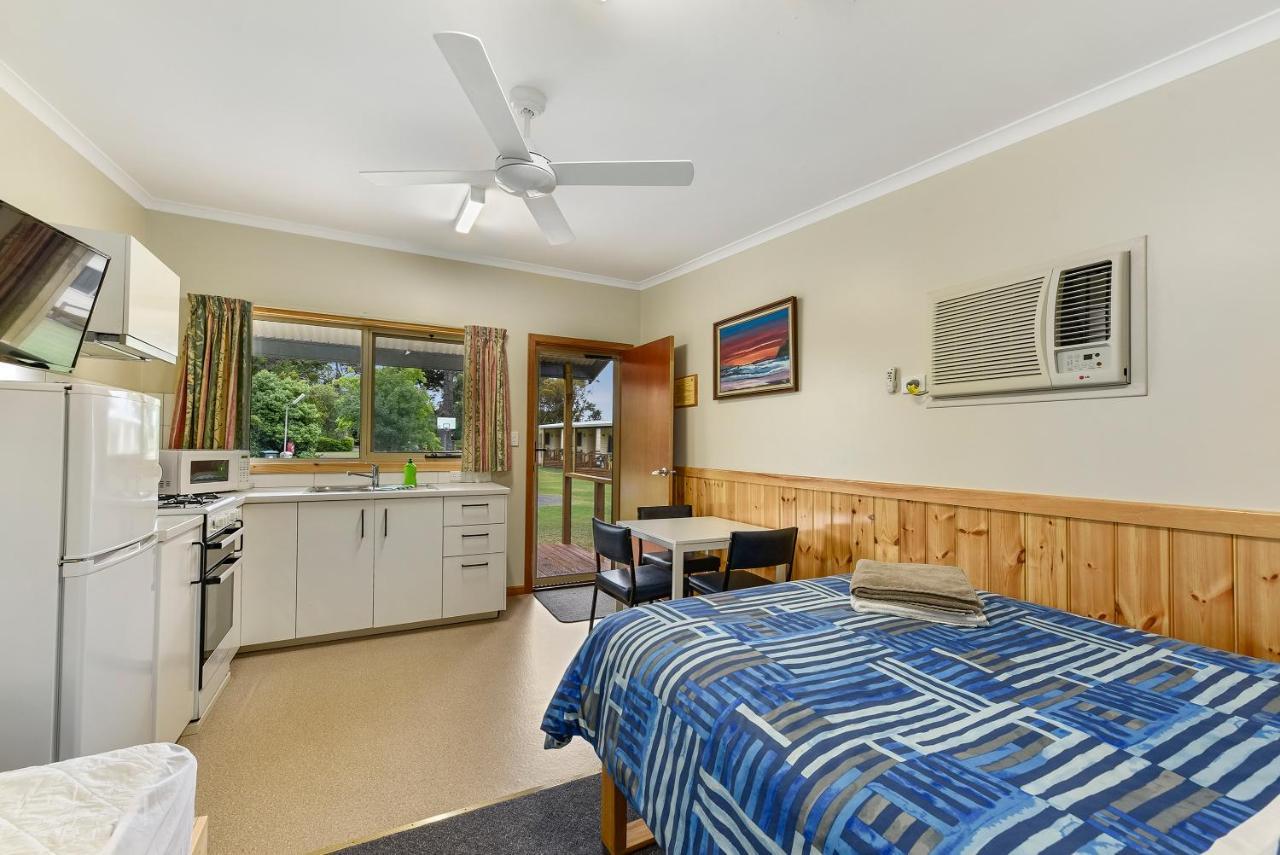 Millicent Hillview Caravan Park Esterno foto