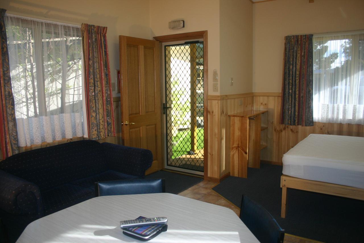 Millicent Hillview Caravan Park Esterno foto